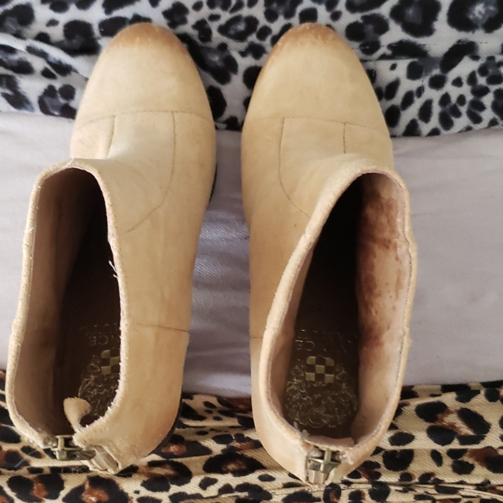 Vince Camuto suede ankle boot - Picture 7 of 9